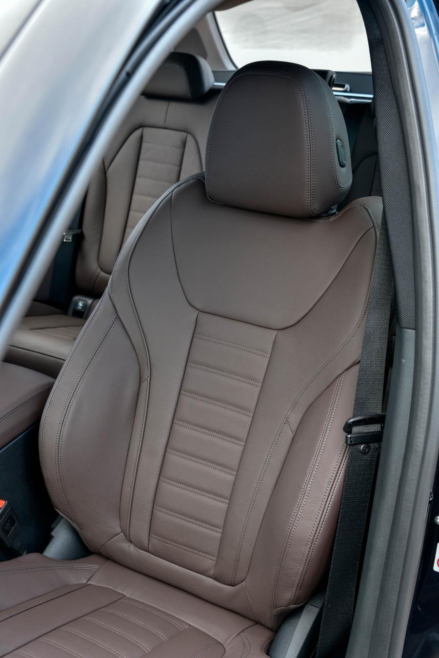 Интерьер BMW X3 M40d (G01) 2019 года  (ZA) (фото 4 из 31)